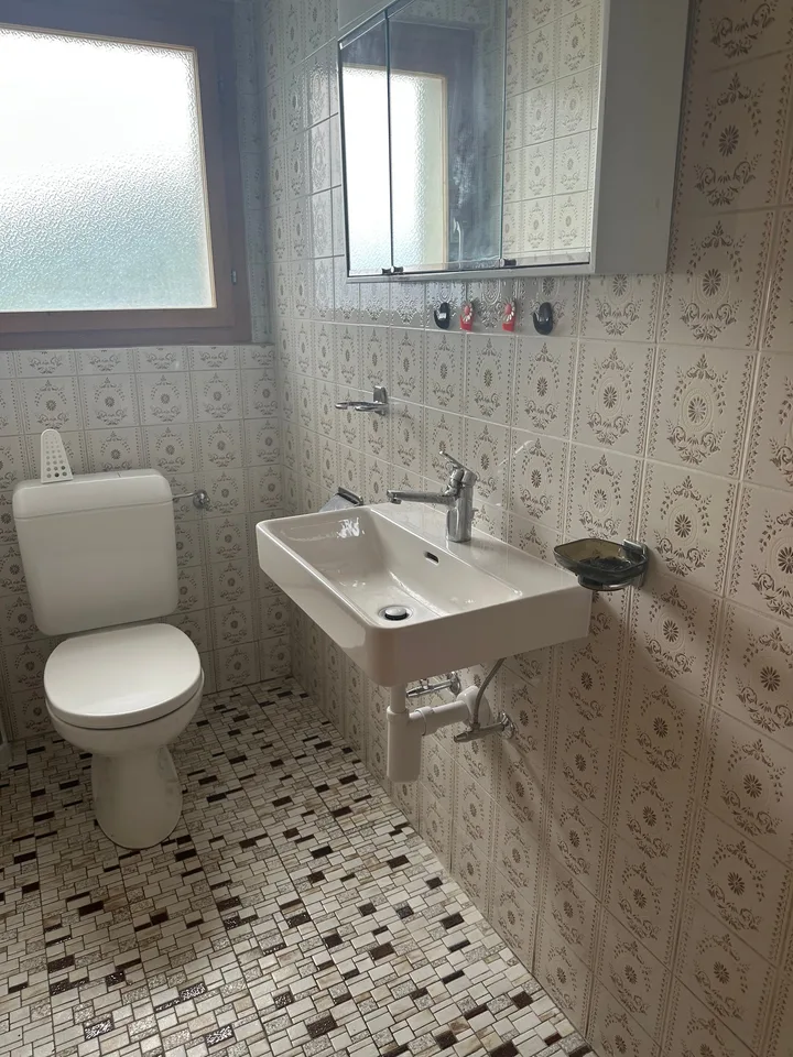 Spacious house to renovate in Haute-Nendaz – photo 12 of 16