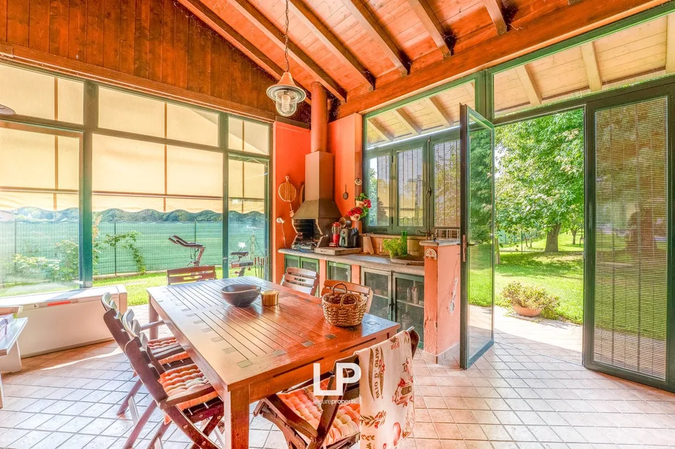 Villa Castelletto Ticino – photo 15 of 30