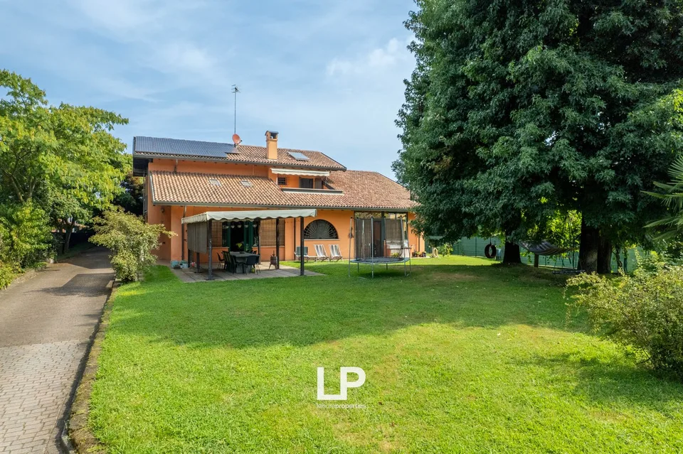Villa Castelletto Ticino – photo 14 of 30
