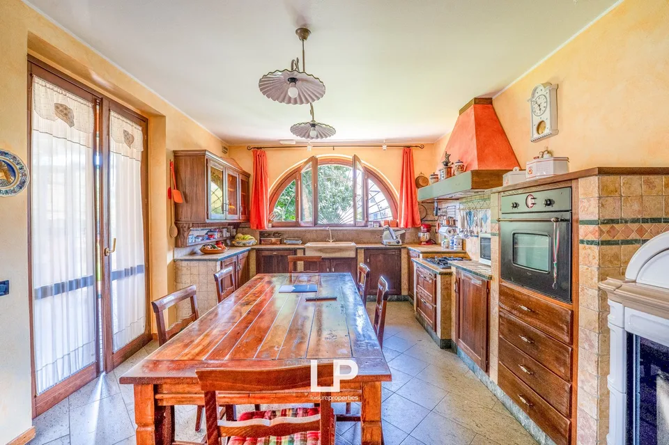 Villa Castelletto Ticino – photo 19 of 30