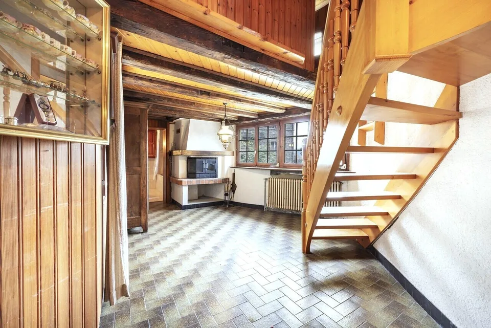 Einfaches 5,5-Zimmer-Dorfhäuschen im Herzen von Roche