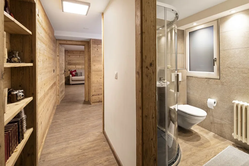 DUPLEX DE STANDING ENTIÈREMENT RÉNOVÉ ! – foto 28 di 29