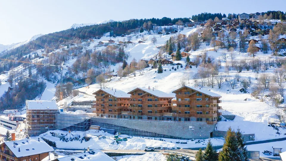 Rare attique sous les toits – Vue directe sur la Dent Blanche et le Cervin