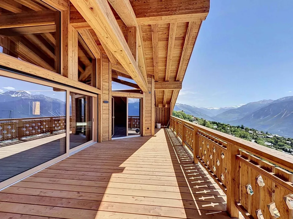 RARE - SPLENDIDE ATTIQUE AVEC VUE PANORAMIQUE - NEUF