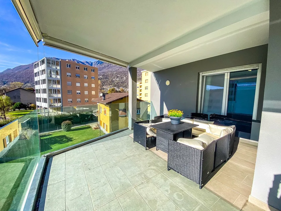 Moderno appartamento 4.5 locali con balcone e garage a Bellinzona