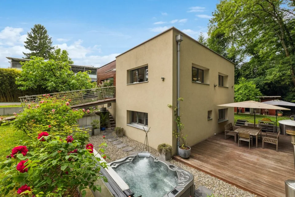 Lusso e natura a due passi dal centro - Villa privata contemporanea a Grand-Lancy