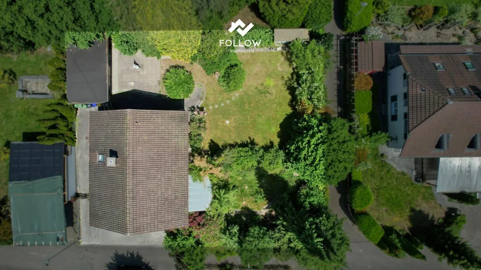 Doppio piacere di vivere: la tua nuova casa bifamiliare con riserva di terreno edificabile