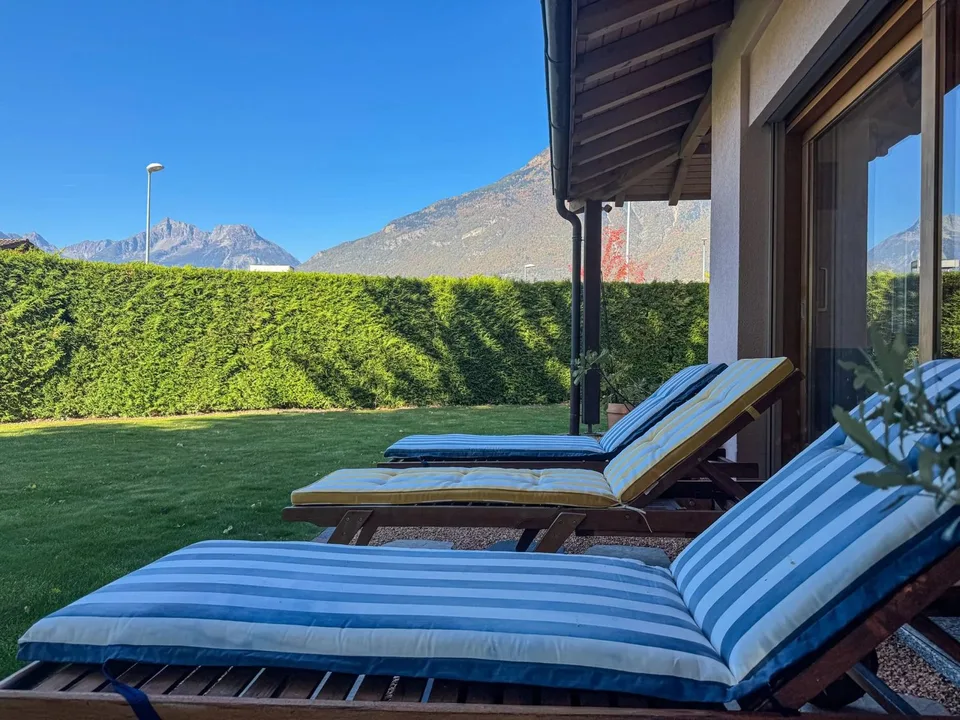 Villa mit Charme und schönem Außenbereich – Foto 11 von 13