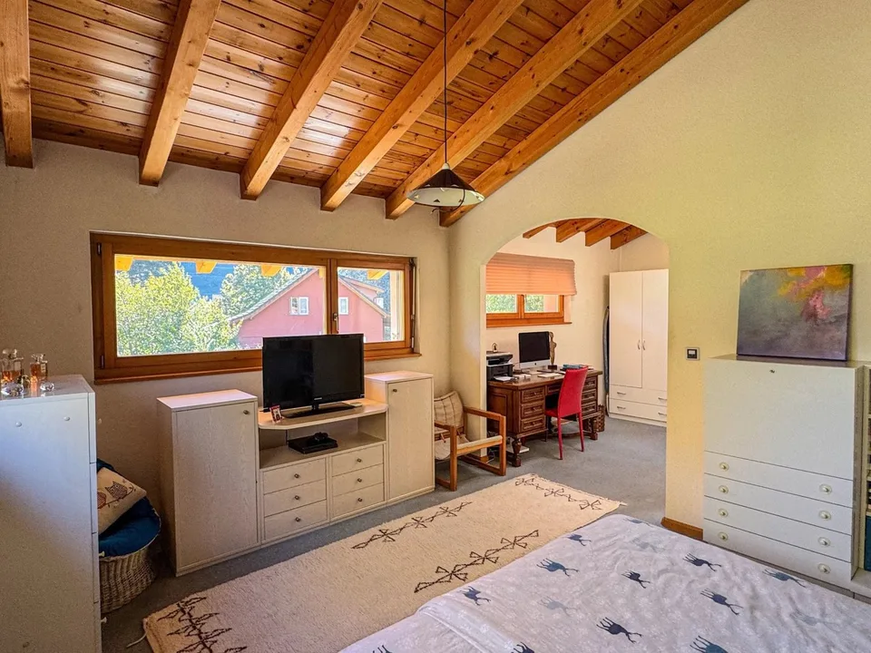 Villa mit Charme und schönem Außenbereich – Foto 7 von 13