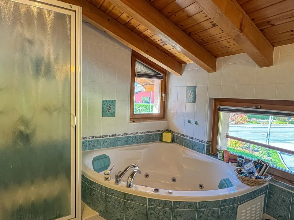Villa mit Charme und schönem Außenbereich – Foto 8 von 13