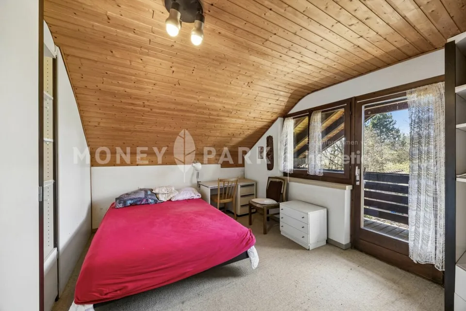 Attraente casa unifamiliare di 5,5 locali con terrazza e balcone – foto 6 di 13