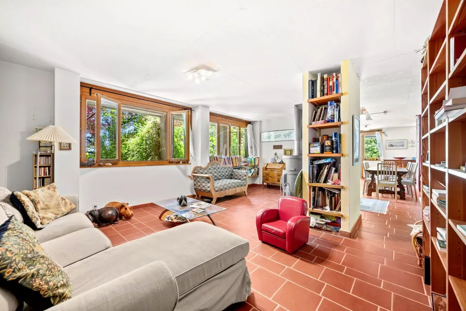 Schönes Familienhaus mit Pool in der Nähe von Rolle – Foto 9 von 13