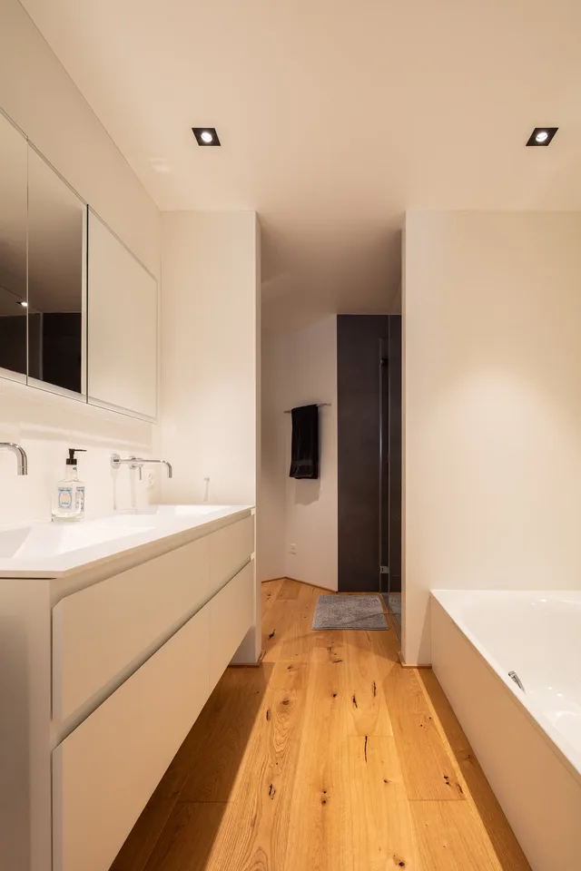 Hochwertige Eigentums-Wohnung (4,5 Zi.) in Lenz (GR) – Foto 12 von 14