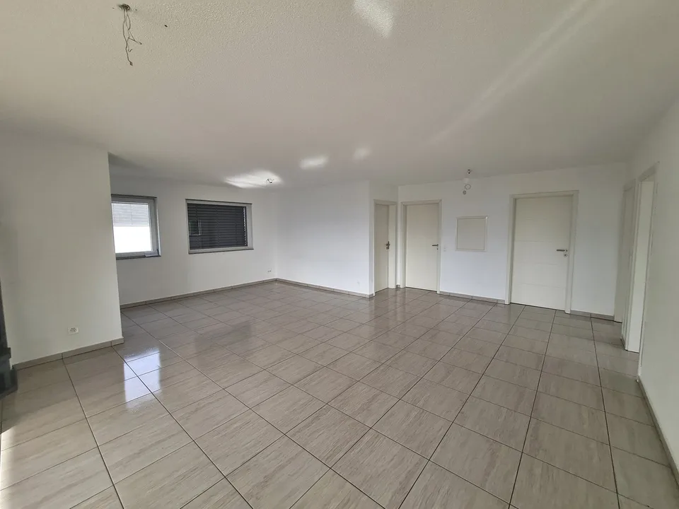 Molto bello e spazioso appartamento attico con 4,5 locali in PPE con garage individuale – foto 18 di 29