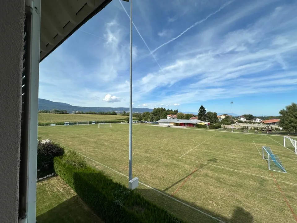 Appartamento duplex di 5 locali con balcone e posti auto interni ed esterni – foto 22 di 23