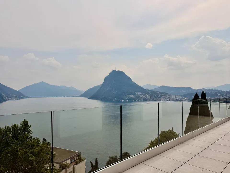 CASTAGNOLA · L'ESCLUSIVITÀ AFFACCIATA SUL GOLFO DI LUGANO