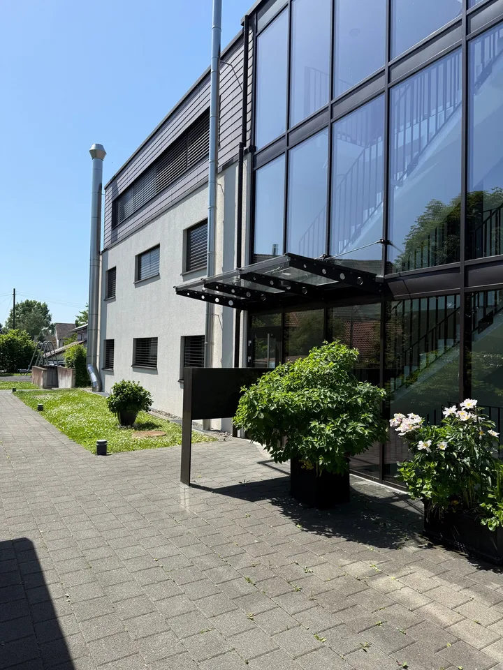 Appartement de 4,5 pièces neuf à Lostorf – Moderne, Ensoleillé & Confortable