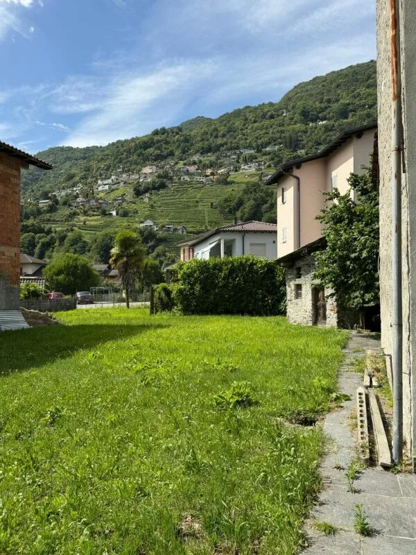 Bauland 678 m2 Cugnasco