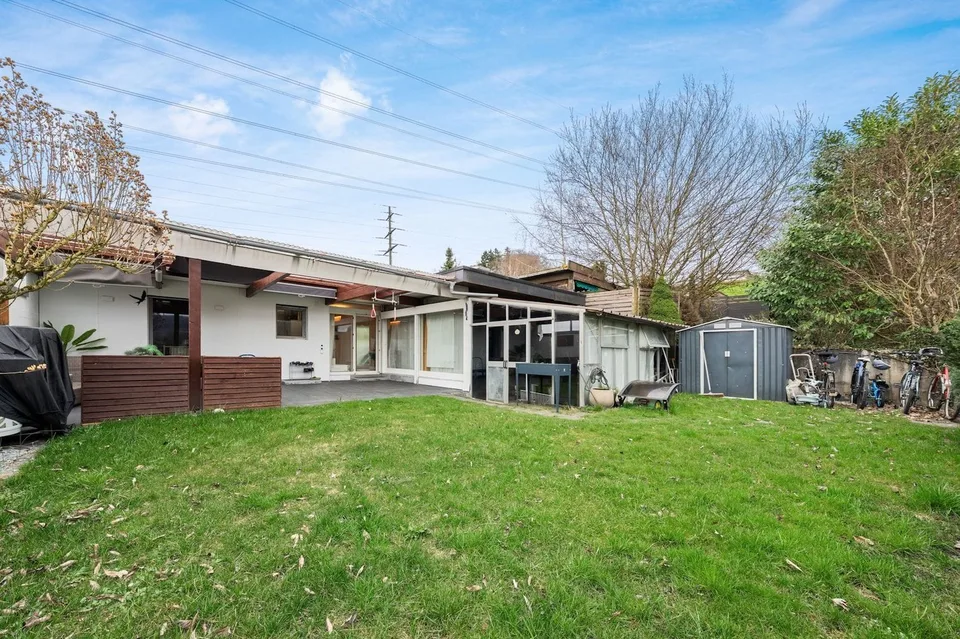 6.5-Zi. Bungalow-Reihenhaus mit Garten in Däniken - steuergünstig