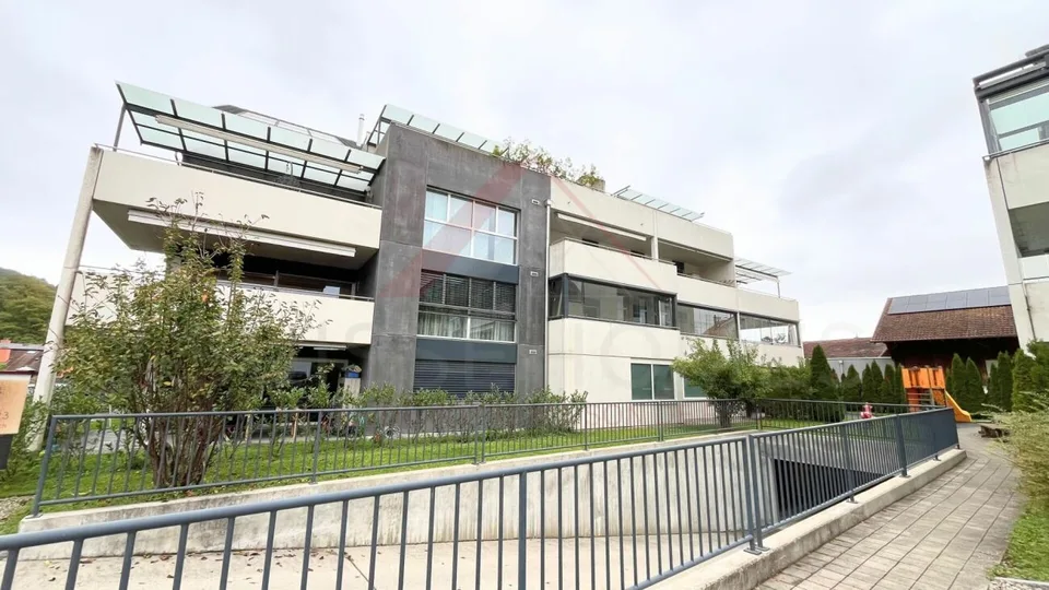 Opportunité rare à Courtételle - Local commercial Minergie de 157 m²