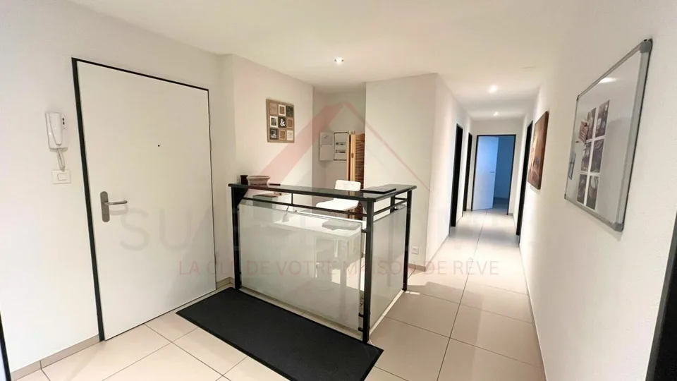 Seltene Gelegenheit in Courtételle - Minergie Gewerberaum von 157 m²