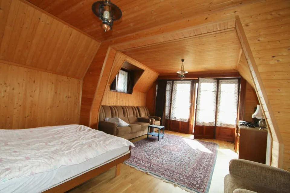 9 Zimmer Einfamilienhaus in Le Locle – Foto 12 von 21