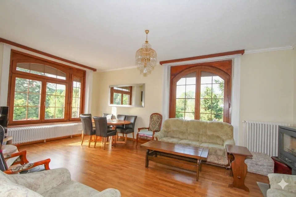 9 Zimmer Einfamilienhaus in Le Locle – Foto 6 von 21