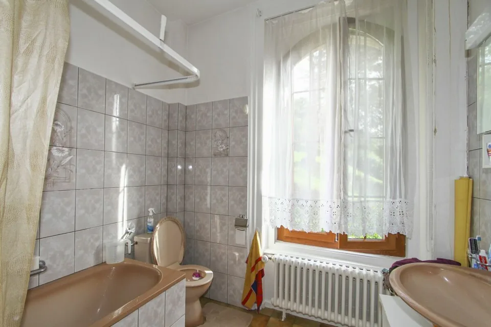 9 Zimmer Einfamilienhaus in Le Locle – Foto 14 von 21