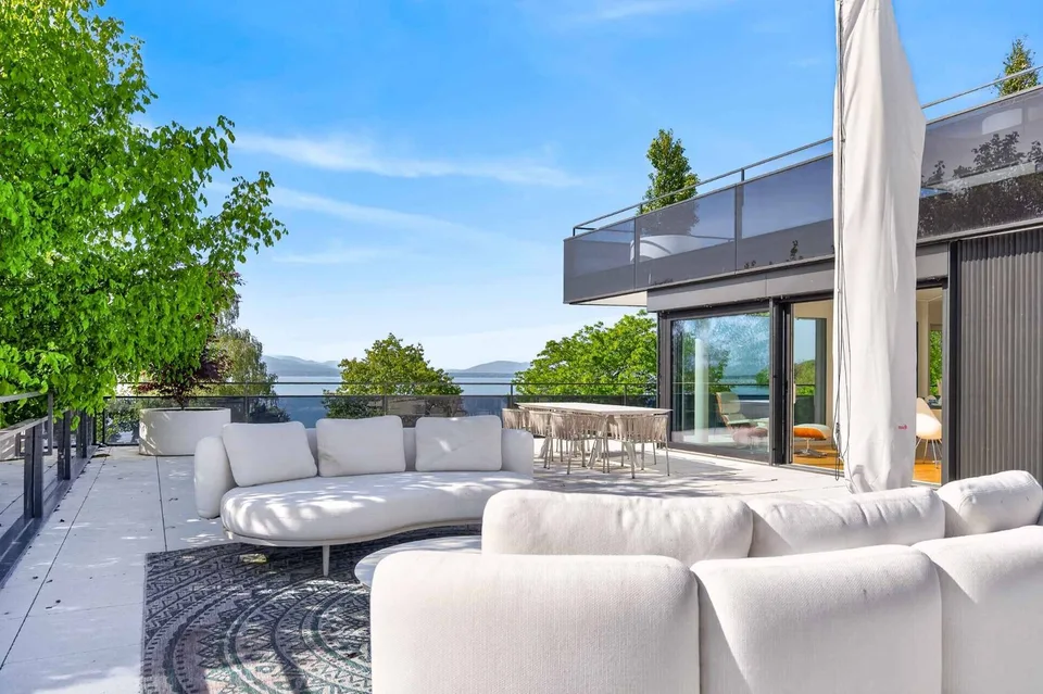 Appartement neuf en angle de 5.5 pièces avec terrasse de 200m² - Vue lac Léman