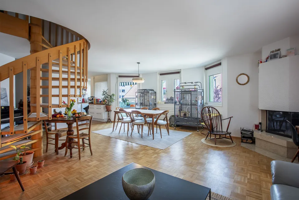 Spacieux et agréable 3,5 pièces en duplex avec balcon à Gland