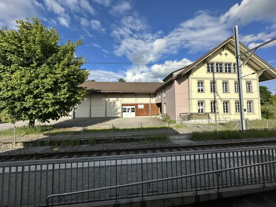 Viel Platz für Ihr Vorhaben - Gewerbeliegenschaft mit Potenzial