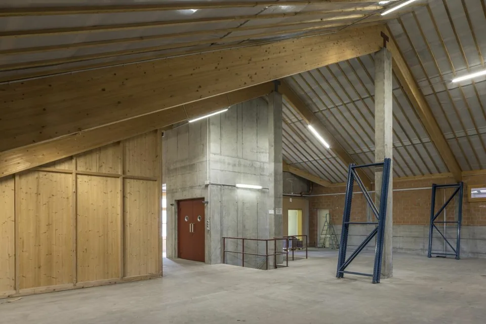Beaucoup d'espace pour votre projet - propriété commerciale avec potentiel – photo 13 sur 14