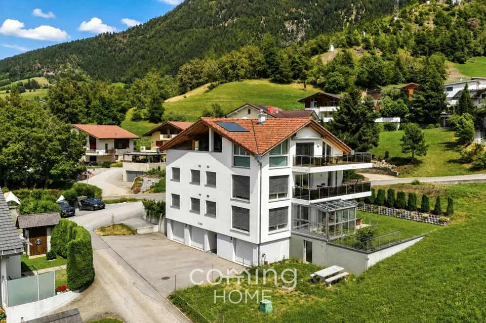 Stilvolle 5.5-Zimmer-Gartenwohnung mit Wintergarten und Bergsicht in Ried-Brig