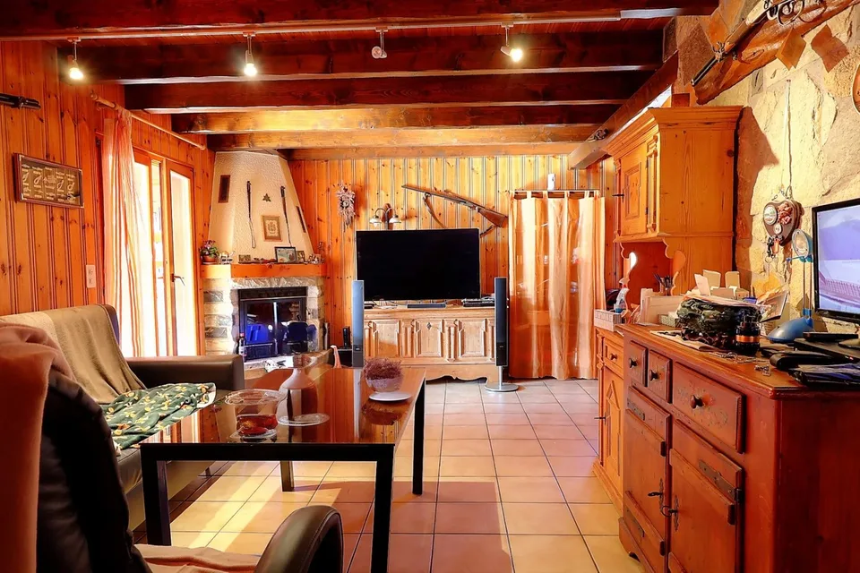 Chalet 4,5 Zimmer, zwischen Pisten und Thermalbädern