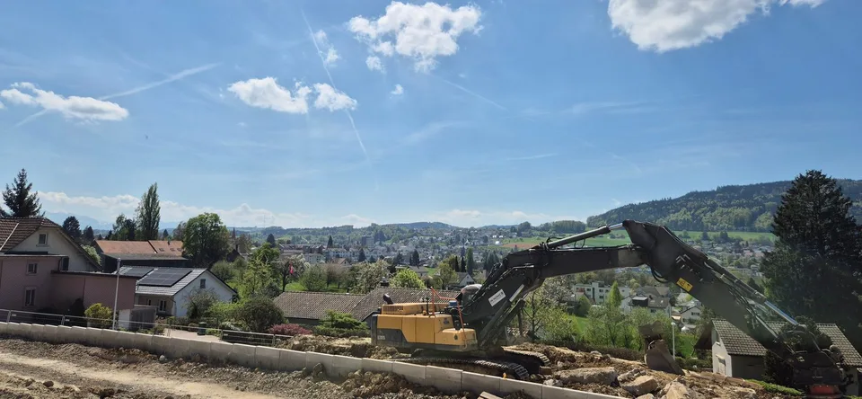 5.5-ZI-EFH mit Attika-Geschoss / Neubau / Reinach AG - Sonnenlage mit Weitblick