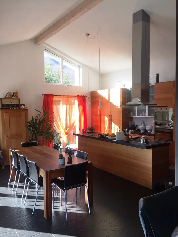 Casa unifamiliare con vista panoramica e giardino – foto 6 di 11