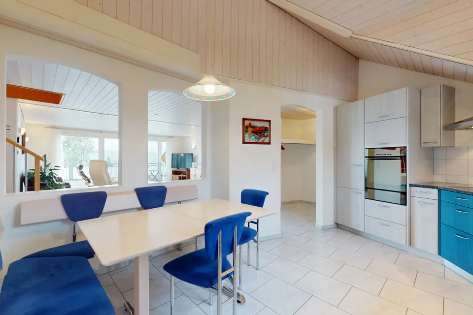 Dachwohnung mit fantastischer Bergsicht – Foto 19 von 22