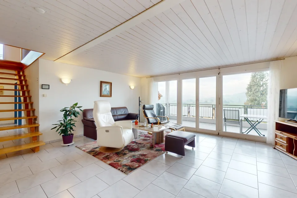 Dachwohnung mit fantastischer Bergsicht – Foto 15 von 22