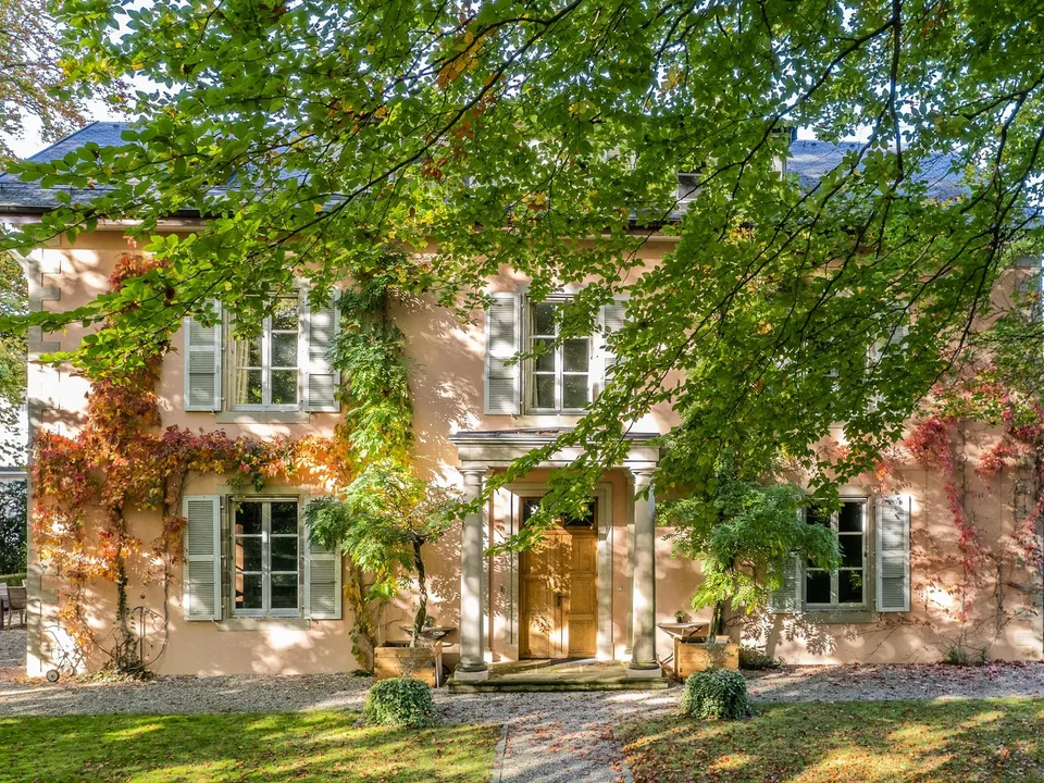 Magnifica villa toscana di 14 locali a Versoix