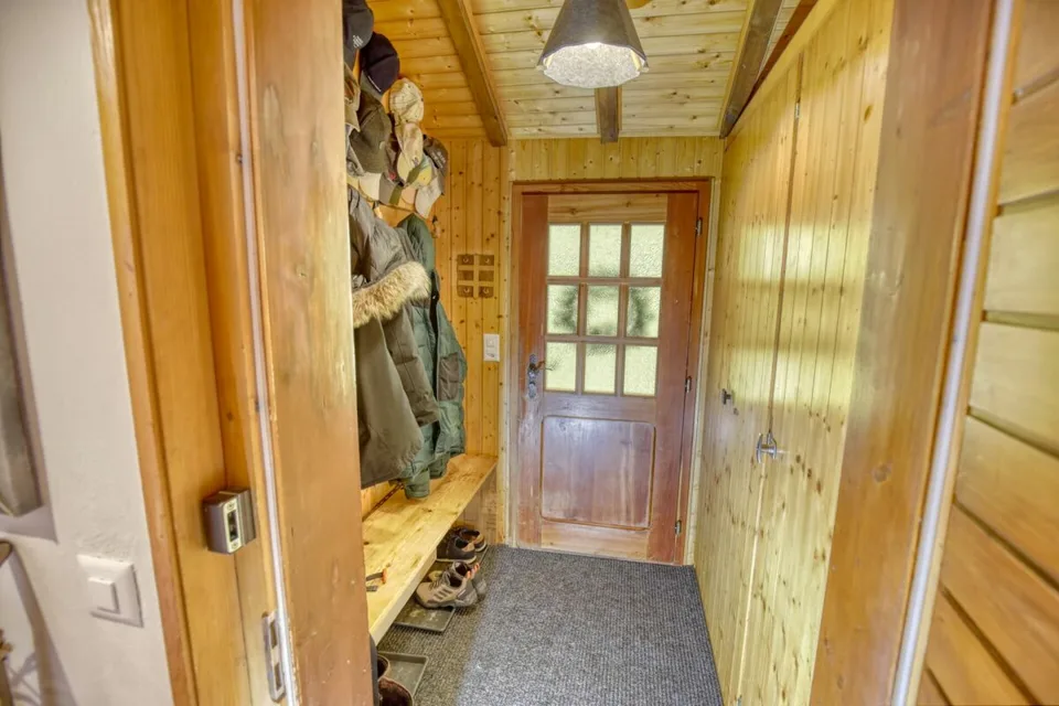 Chalet di carattere con 2 annessi e un grande terreno a Haute-Nendaz! – foto 18 di 29