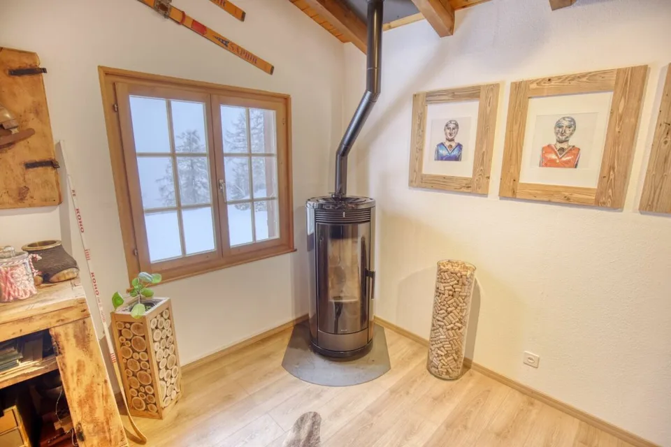 Chalet di carattere con 2 annessi e un grande terreno a Haute-Nendaz! – foto 20 di 29