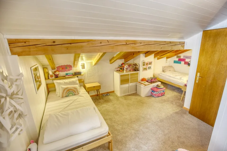 Chalet di carattere con 2 annessi e un grande terreno a Haute-Nendaz! – foto 13 di 29
