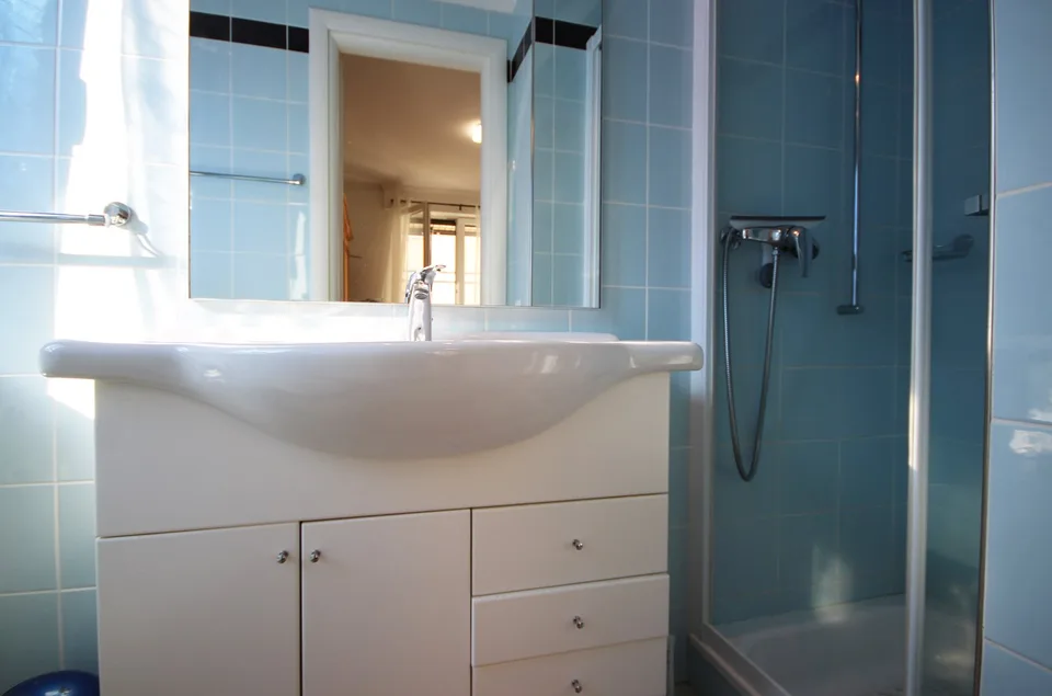 Moderno appartamento 4.5 locali con balcone vivibile a Rivera – foto 6 di 9