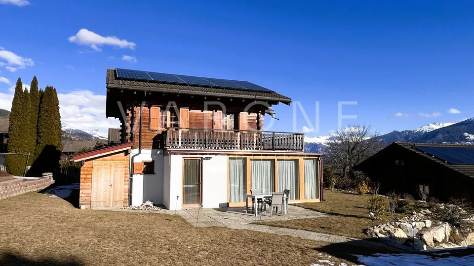 Geräumiges renoviertes und erweitertes Chalet mit 4.5 Zimmern