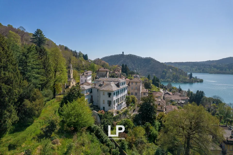 Villa a Orta San Giulio