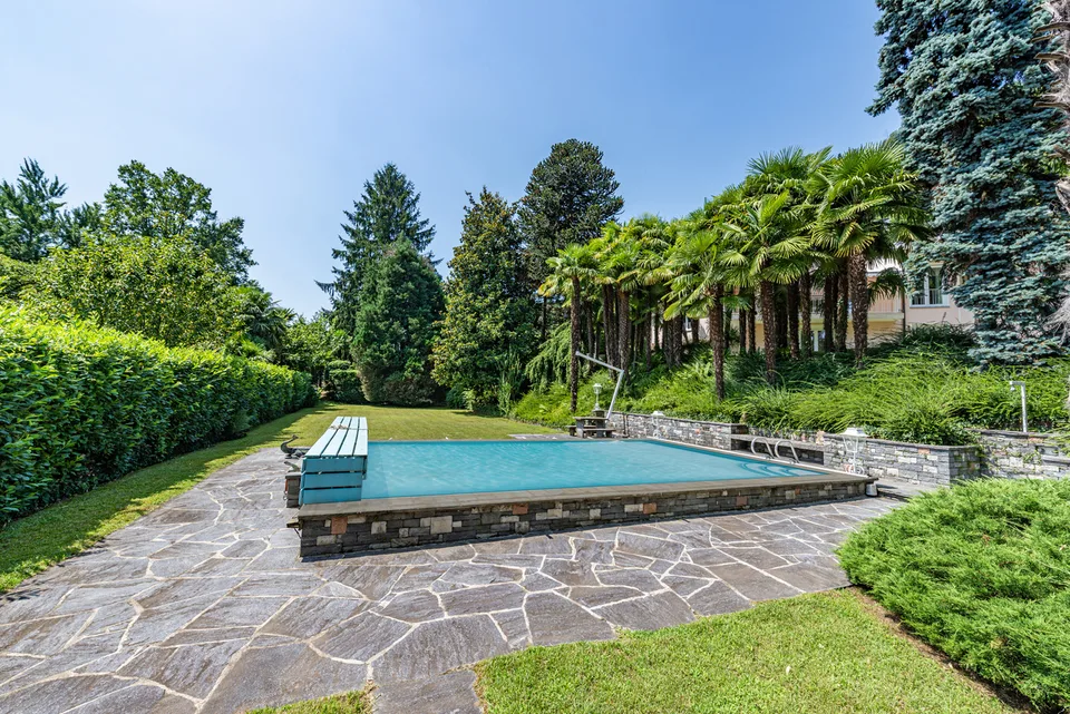 Villa Eden | 2'840 mq con riserva edificatoria alle porte di Lugano