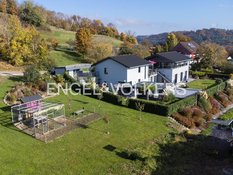 Exklusive Architektenvilla mit Alpenblick an schweizer Grenze
