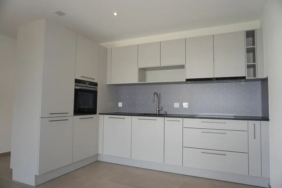 Wohnung mit 3,5 Zimmern - Nettofläche von 74 m2 - Terrasse von 19 m2 - Westausrichtung