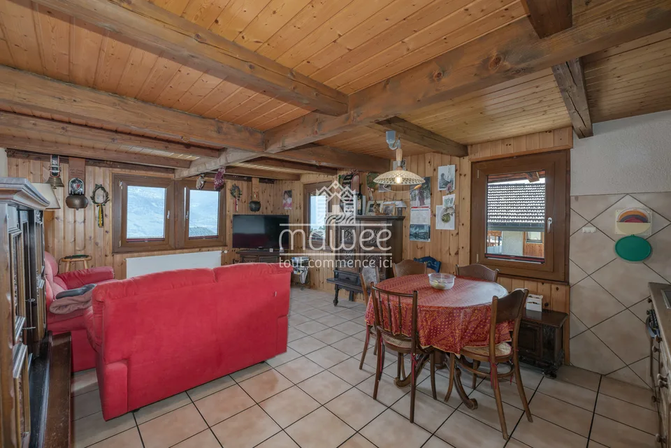 Chalet mit Anbau und großem Potenzial in Granois