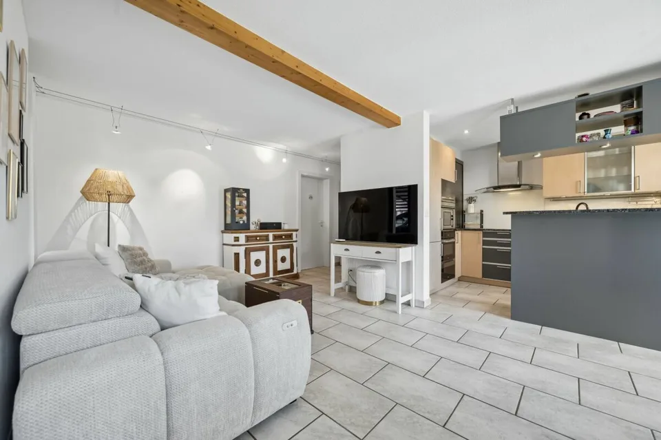 Idyllisches 4.5-Zimmer-Einfamilienhaus nahe dem Neuenburgersee